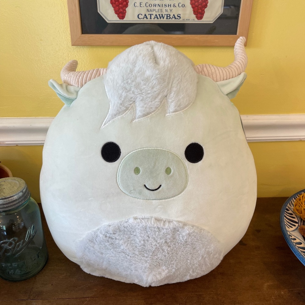 Iver the Bull Easter Squishmallow - 16 inch NWT